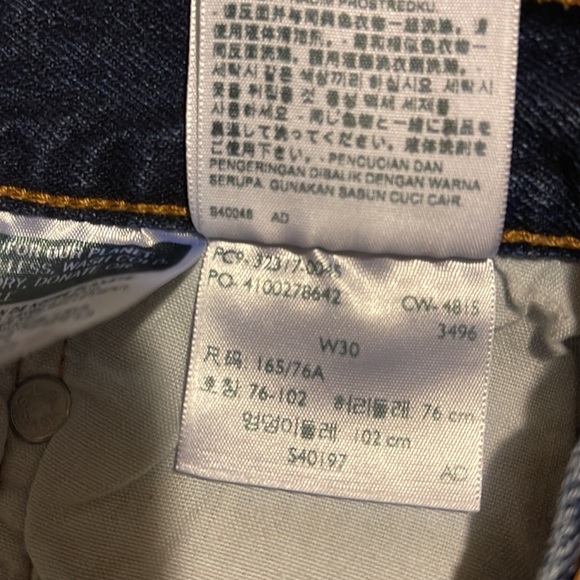 Levi’s 501 High-Rise Denim Shorts - Picture 8 of 13